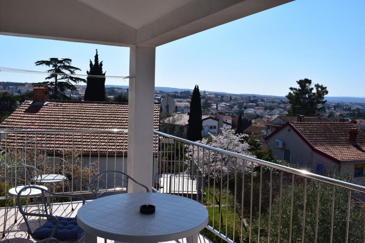 Apartment Vista Mare Malinska Ngoại thất bức ảnh