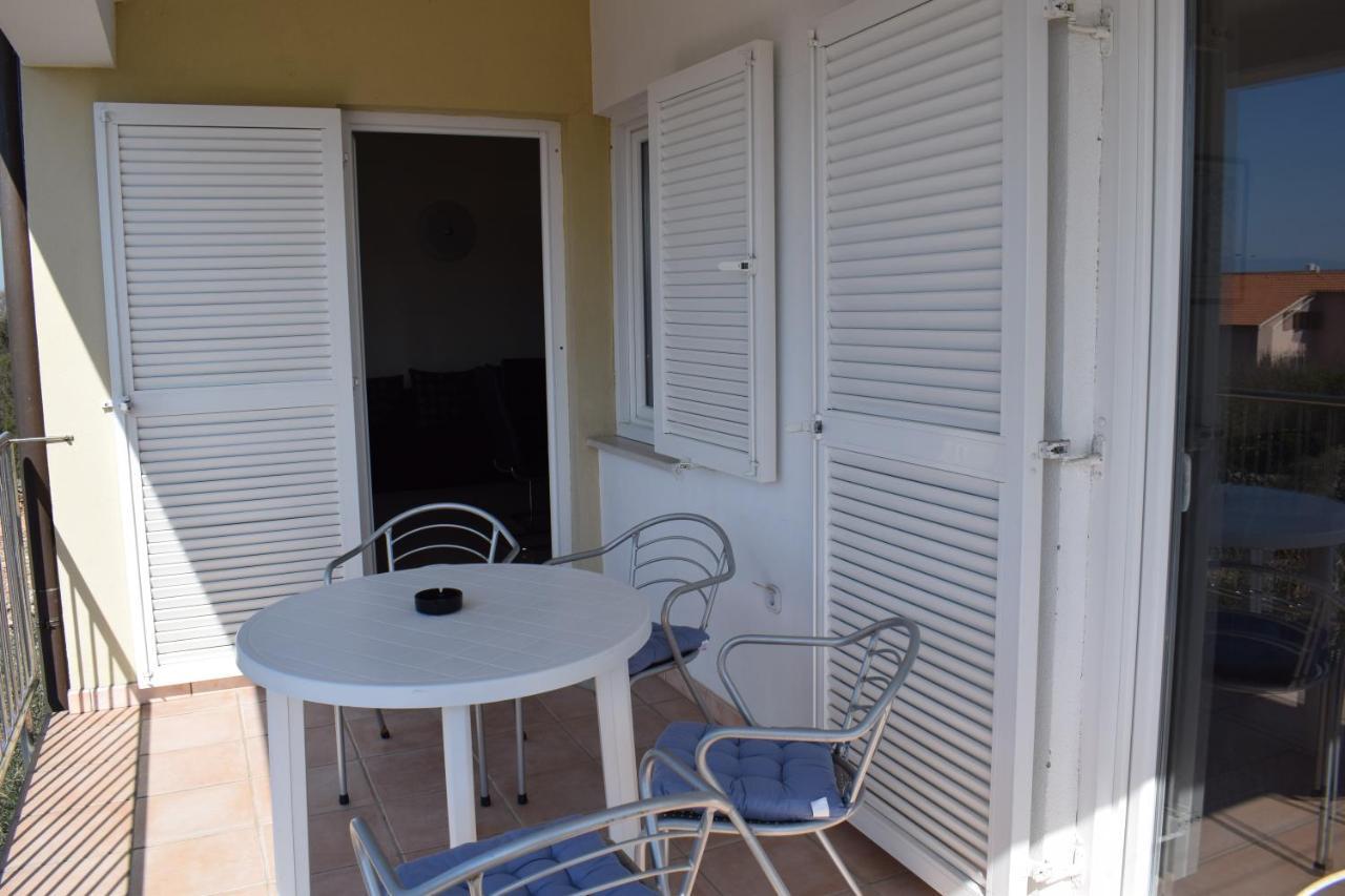 Apartment Vista Mare Malinska Ngoại thất bức ảnh